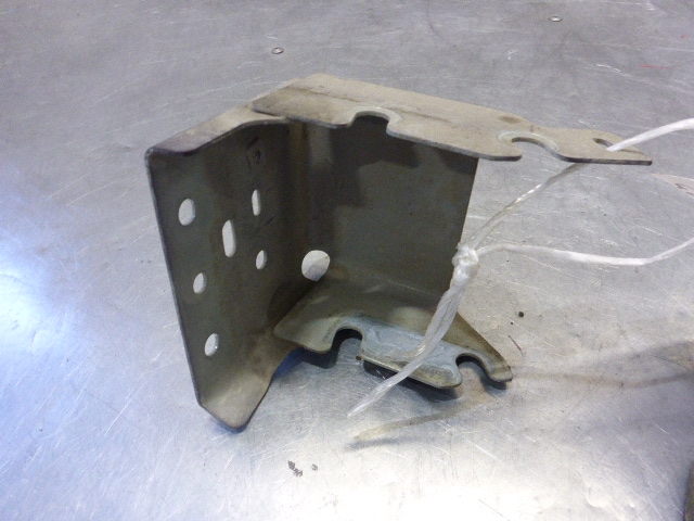 Кронштейн радиатора