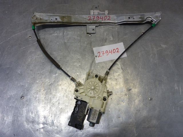 Стеклоподъемник электр. передний левый