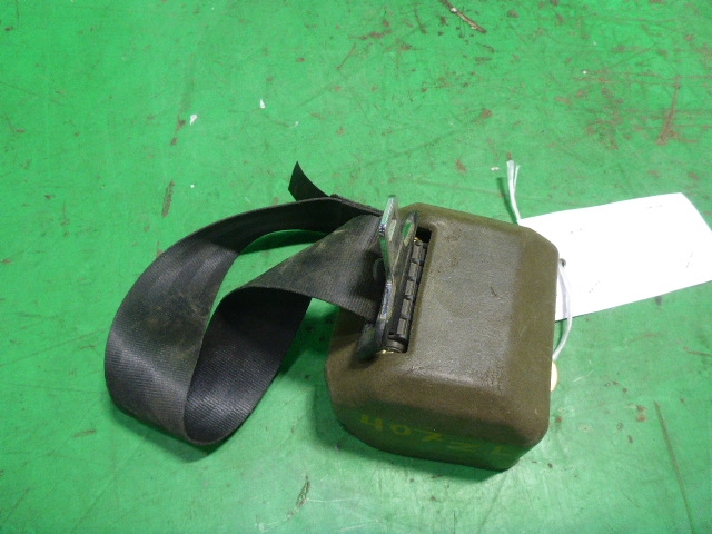 Ремень безопасности