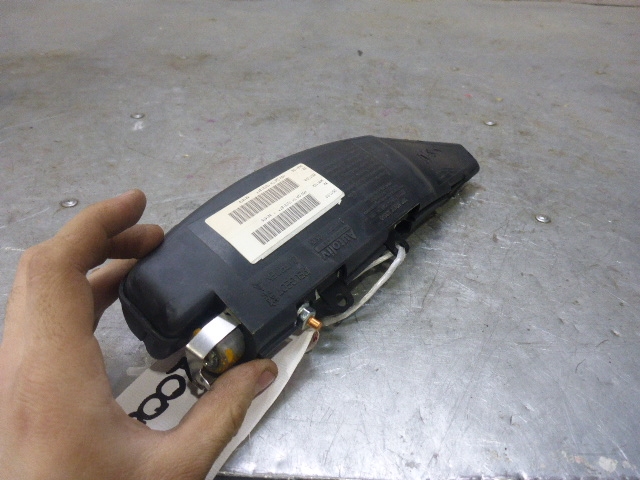 Подушка безопасности боковая (в сиденье)