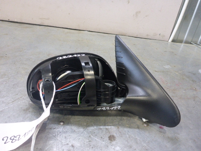 Зеркало правое электрическое