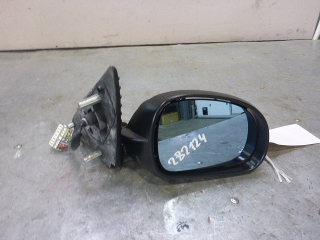 Зеркало правое электрическое