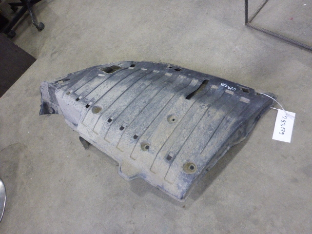 Защита антигравийная правая