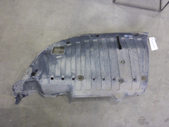 Защита антигравийная правая