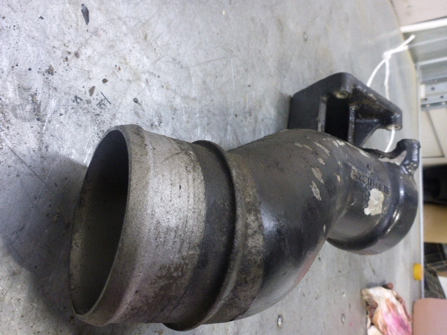 Патрубок интеркулера