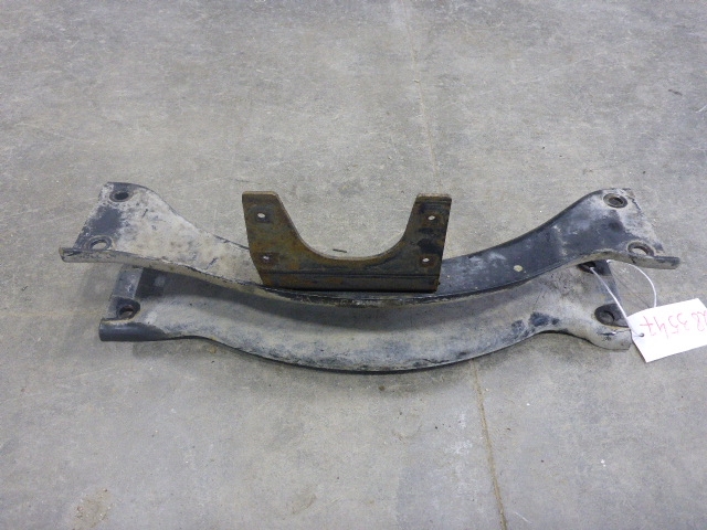 Траверса рамы поперечная