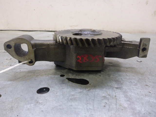 Насос масляный