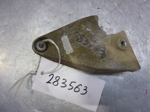 Кронштейн генератора