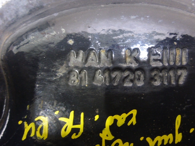 Кронштейн рабочего цилиндра подъема кабины