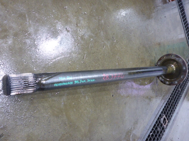 Полуось задняя правая