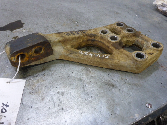 Кронштейн двигателя правый