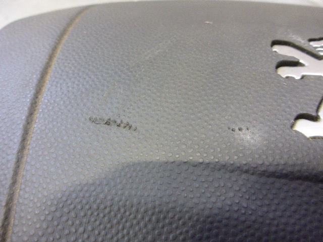 Подушка безопасности в рулевое колесо