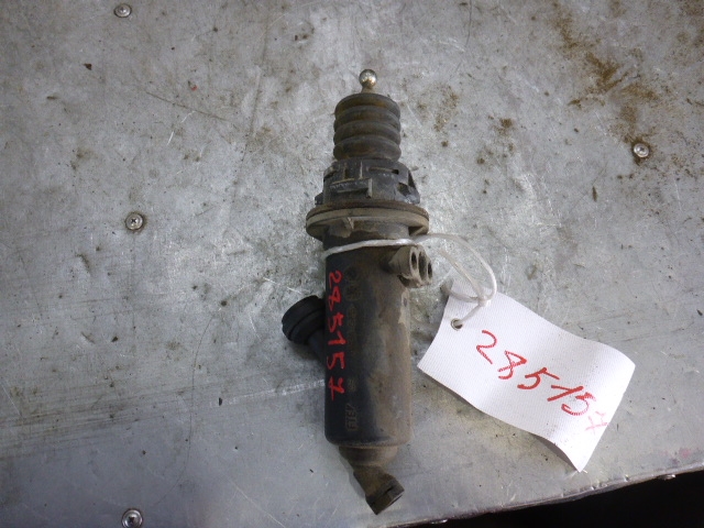 Цилиндр сцепления главный