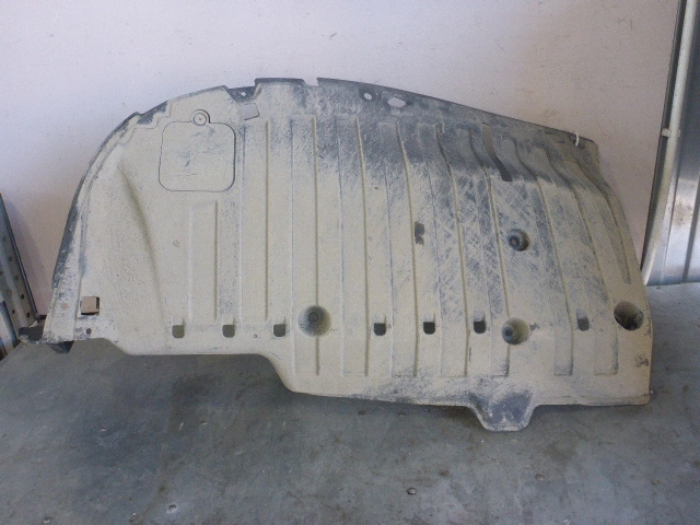 Защита антигравийная правая