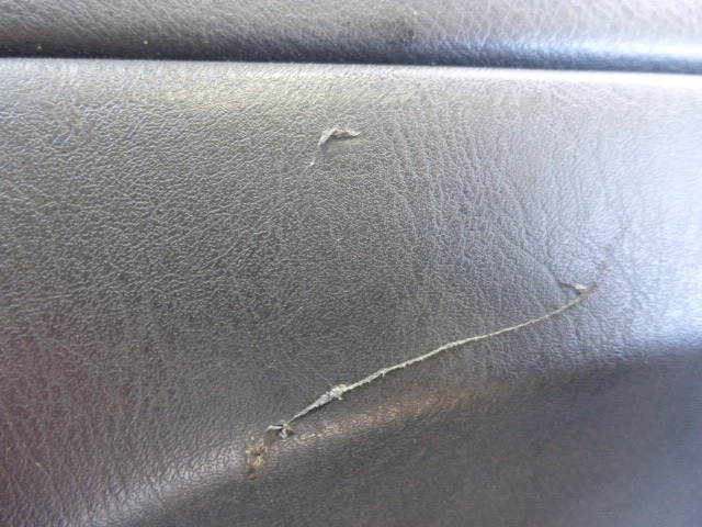 Обшивка двери задней левой