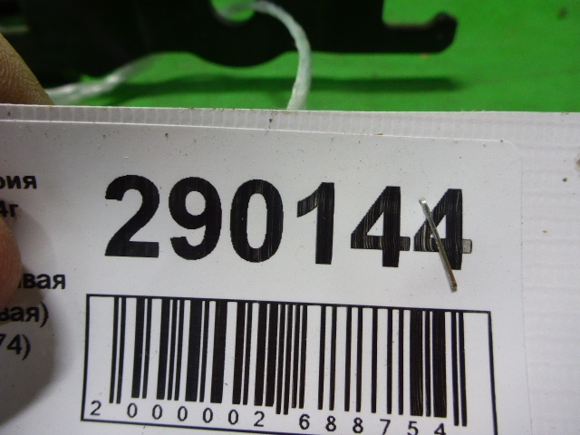 Петля капота правая