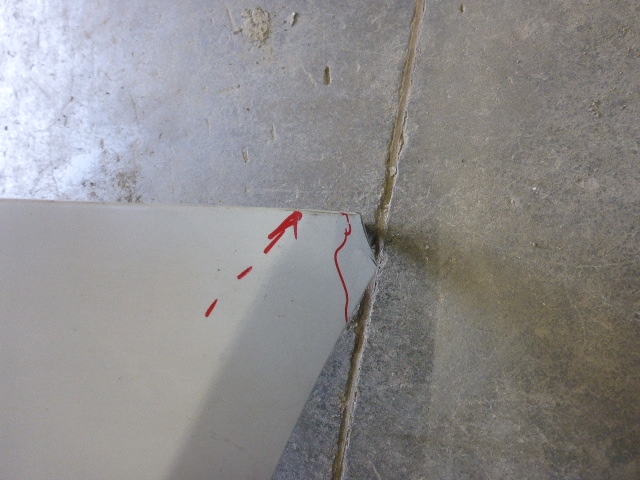 Бампер задний