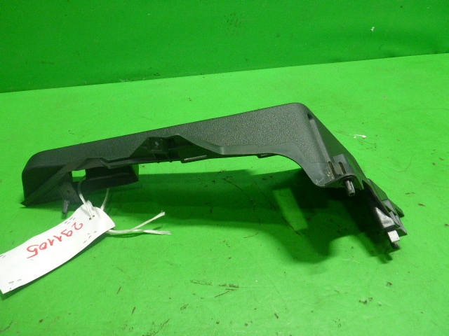 Держатель задней полки