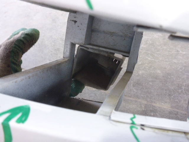 Бампер задний