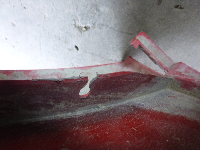 Бампер задний