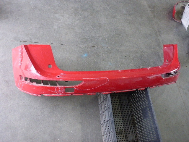 Бампер задний