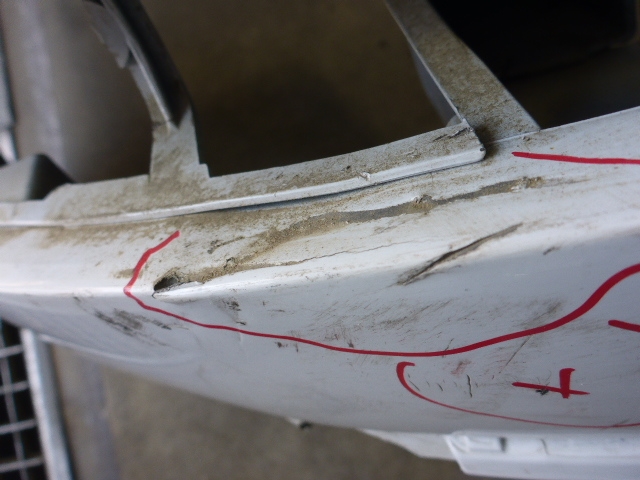 Бампер задний