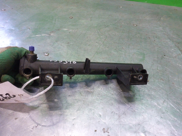 Рейка топливная (рампа)