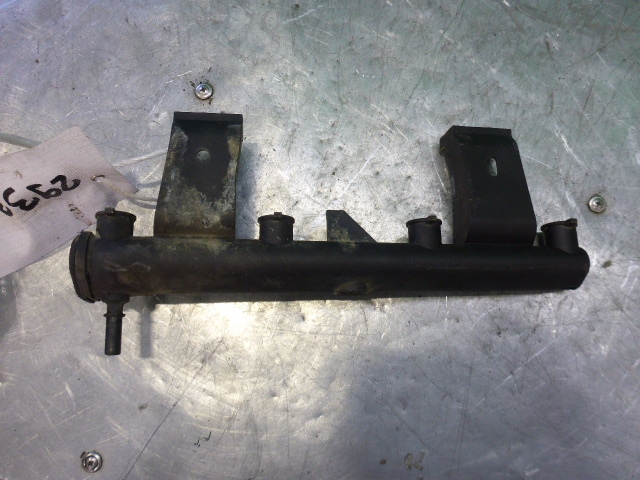 Рейка топливная (рампа)