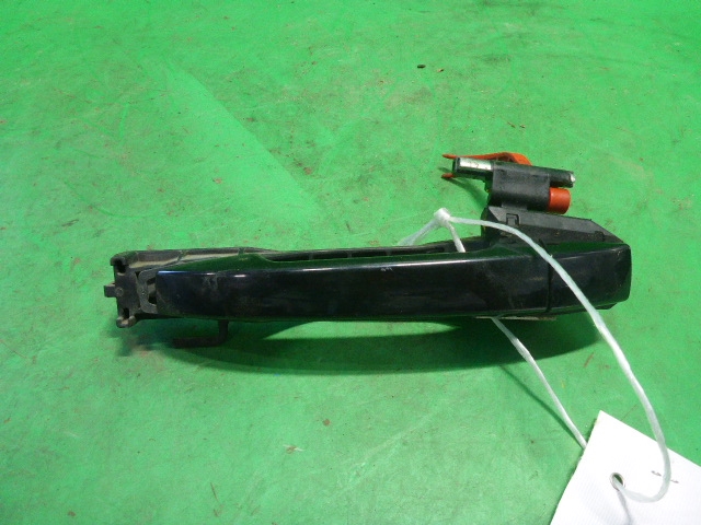 Ручка двери задней наружная левая