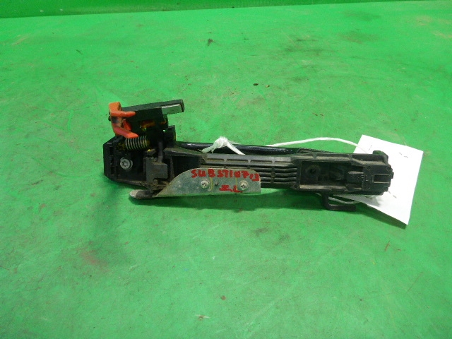 Ручка двери задней наружная левая