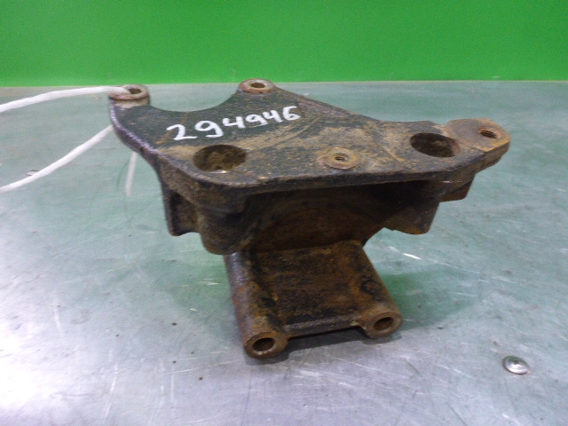 Кронштейн ГУР