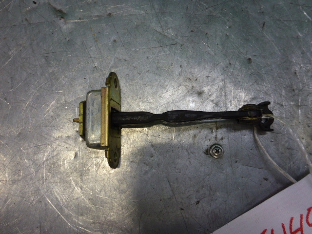 Ограничитель двери