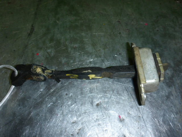 Ограничитель двери