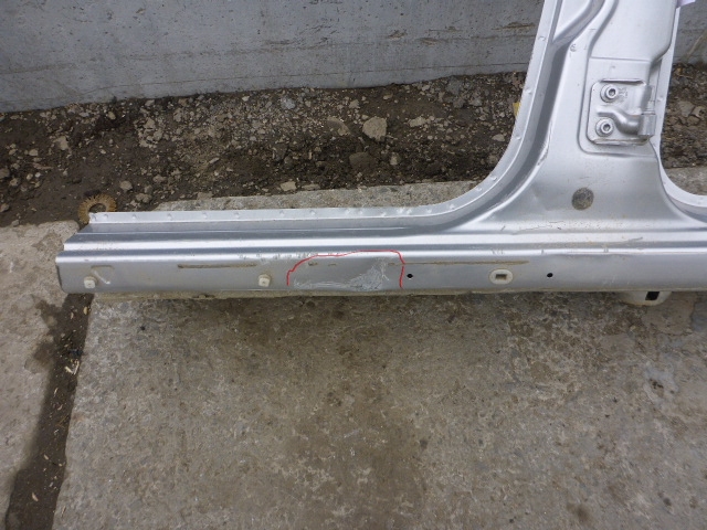 Порог со стойкой левый