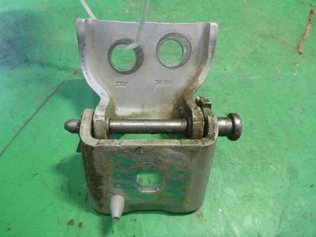 Петля двери передней правой верхняя