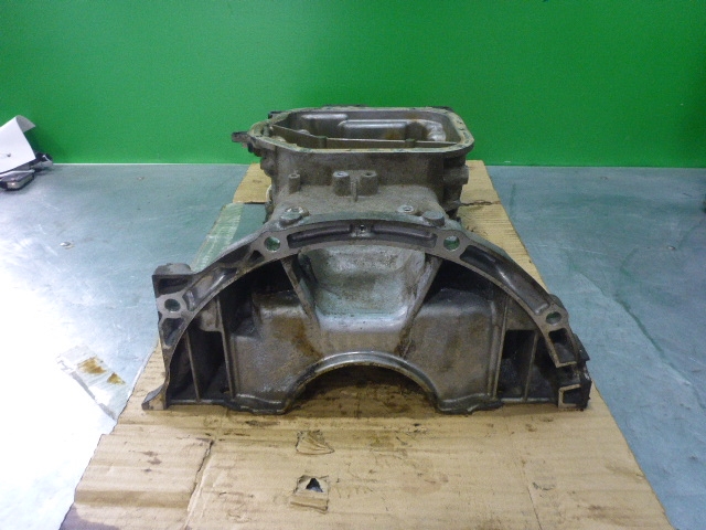 Поддон масляный двигателя (картер)