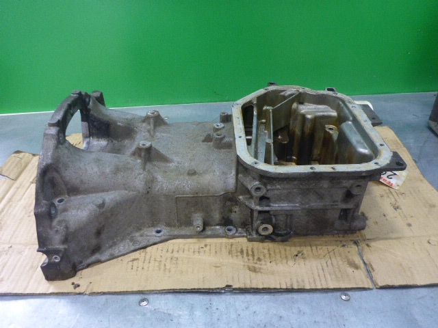 Поддон масляный двигателя (картер)