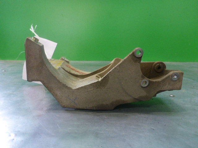 Кронштейн ГУР