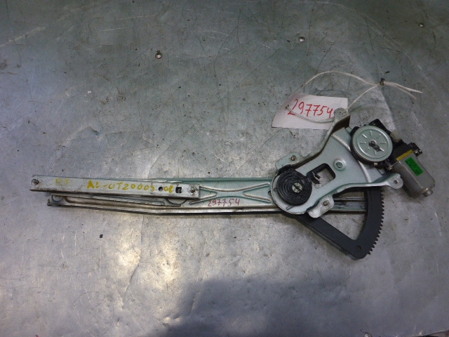 Стеклоподъемник электр. передний правый