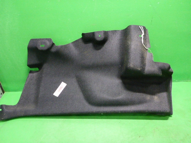 Обшивка багажника