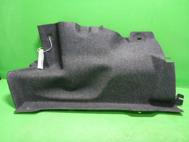 Обшивка багажника