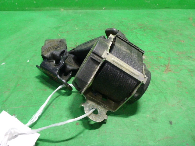 Ремень безопасности