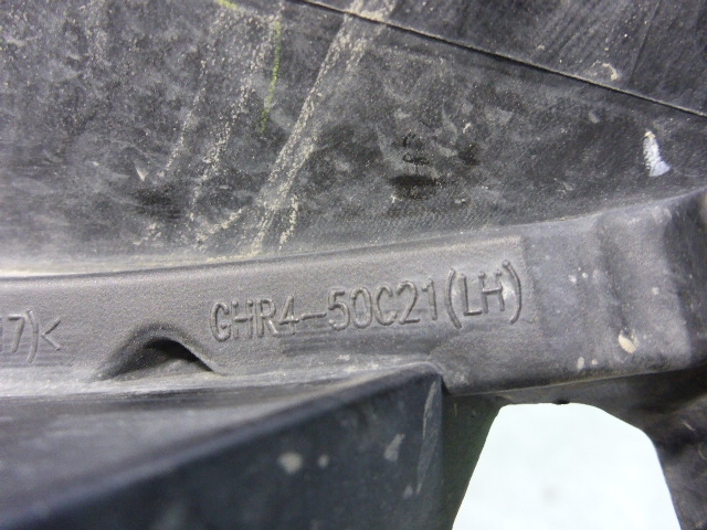 Рамка противотуманной фары левой