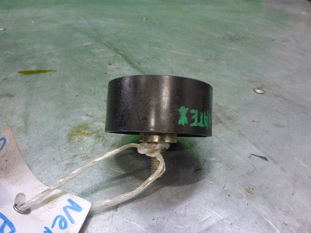 Ролик-натяжитель