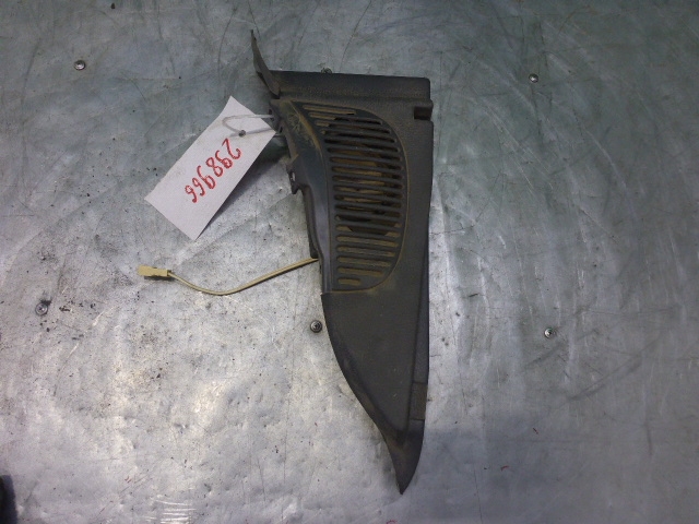 Держатель задней полки