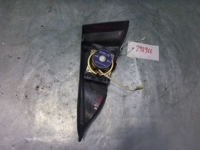 Держатель задней полки