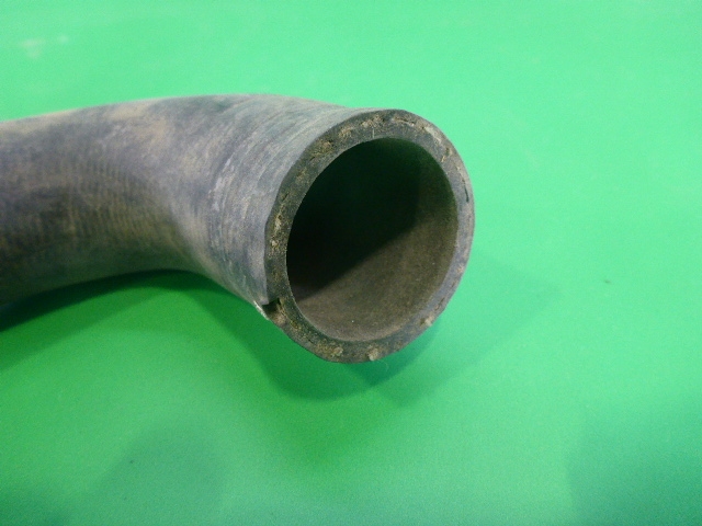 Шланг системы охлаждения