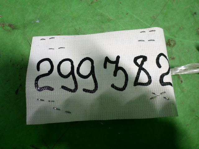 Держатель задней полки