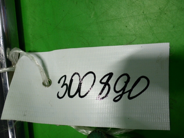 Накладка стекла заднего левого