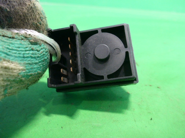 Переключатель регулировки зеркал